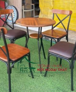 Bàn ghế sắt BGS-018