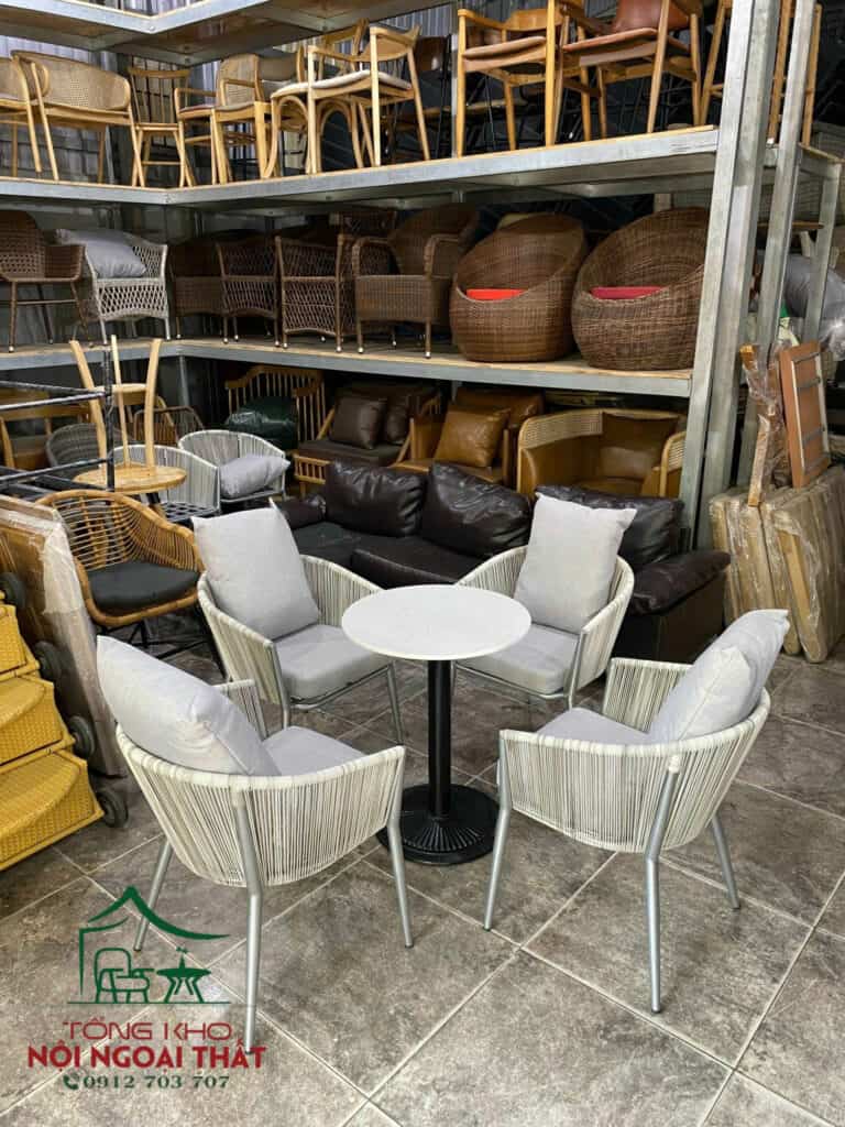 Xu hướng lựa chọn bàn ghế ban công giả mây cho chung cư, căn hộ 2024 5 z5849038406883 a8fd007978e0ef532e17a50dfb9055b7