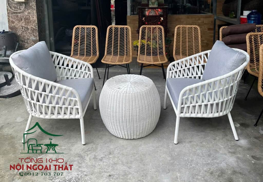 Cách lựa chọn bàn ghế đan nhựa giả mây cho quán cafe 2 z5852826176492 e918992572bc28fa8d6e12e29f4aba3b