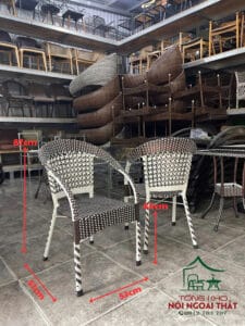 Bàn ghế khung sắt đan sợi nhựa giả mây BGGM45 4 z5943830178207 d3fe810c561db6f70289d89feb96b9f9