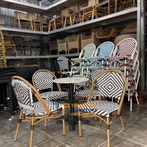 Bàn ghế Bistro 004