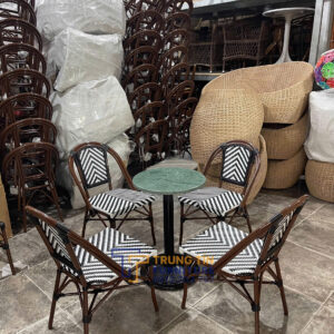 Bàn ghế Bistro 006 1 z7184794310233 633fb9f47345fbe5b75f0f88ef5d53ec