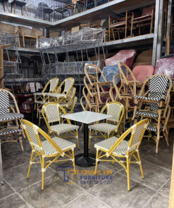 Bàn ghế Bistro 010