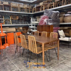 Bàn ghế nhà hàng 001 2 z7185703664744 2ccc78aedc0d655cc855ded8fda71e18