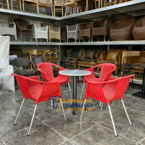 Bàn ghế nhựa 001