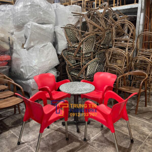 Bàn ghế nhựa 004