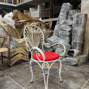 Bàn ghế sân vườn 010