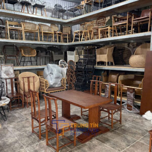 Bàn ghế nhà hàng 009