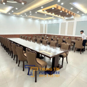 Bàn ghế nhà hàng 016 1 z7248841650842 6de7fe33708d9cf7dcbec69221376a04