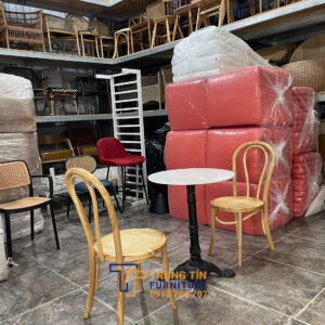Bàn ghế cafe 045 1 z7251378690581 a55eb96cb3c30f3f653cc2835e241ca8