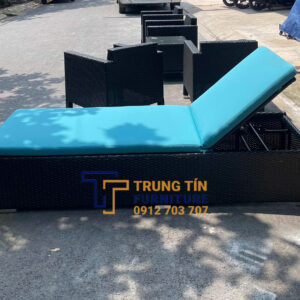 Ghế tắm nắng 011