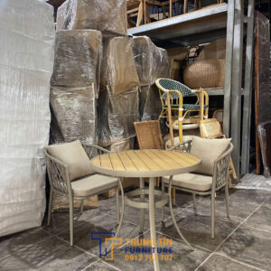Bàn ghế sân vườn 018