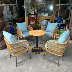 Bàn ghế sân vườn 020
