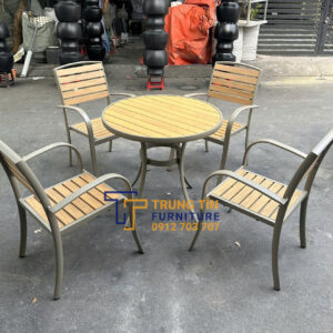 z7437004000688 0379b1713701cc2a97a932a842a816df