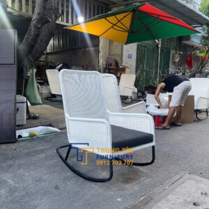 Ghế bập bênh sân vườn 036